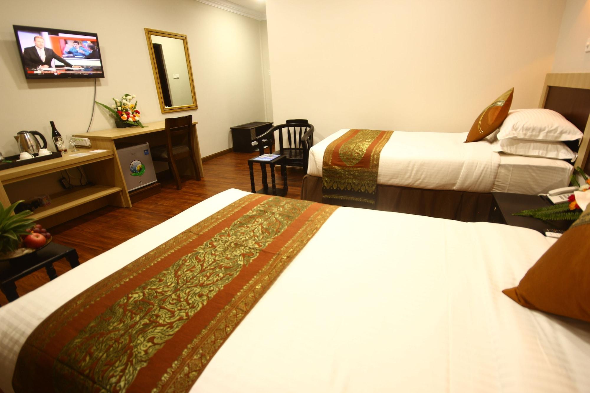 Immana Grand Inle Hotel Nyaung Shwe Buitenkant foto