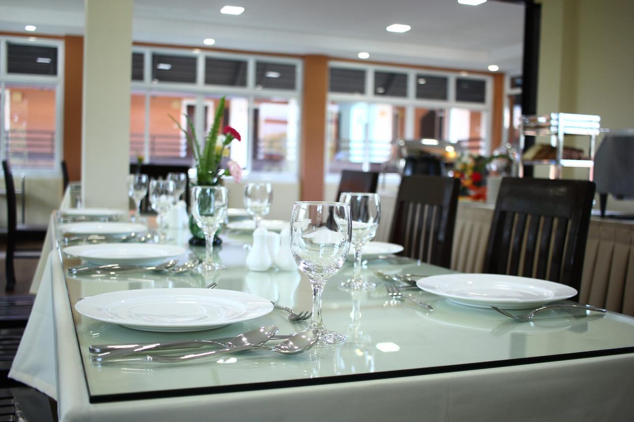 Immana Grand Inle Hotel Nyaung Shwe Buitenkant foto